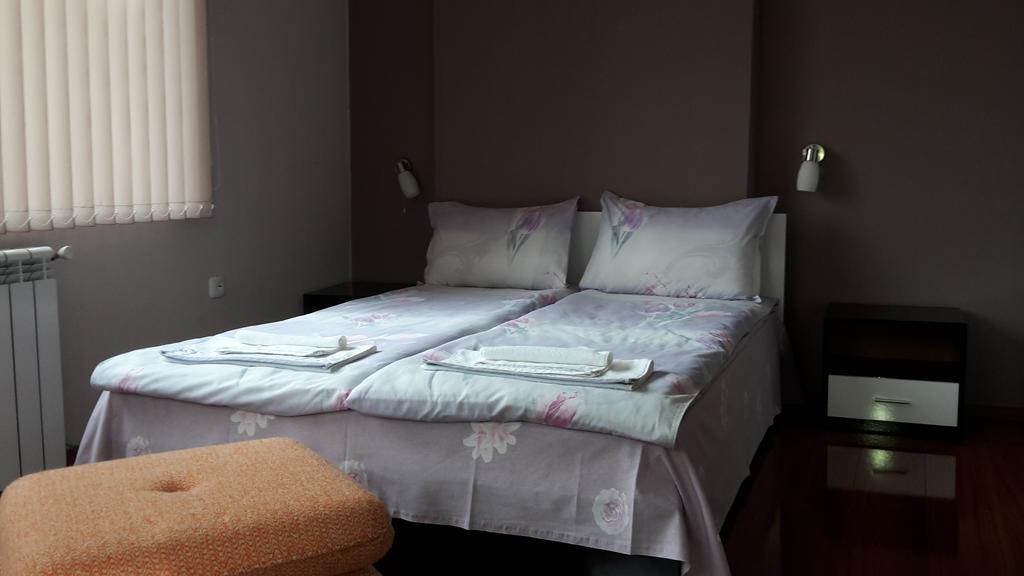 Kyurkchievi Guest House Saparewa Banja Pokój zdjęcie