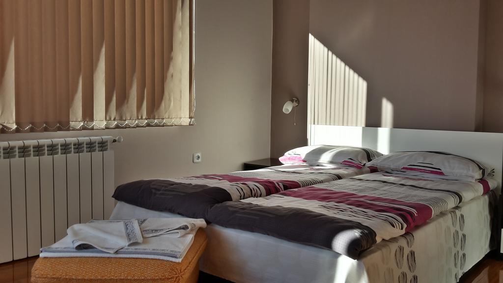 Kyurkchievi Guest House Saparewa Banja Zewnętrze zdjęcie